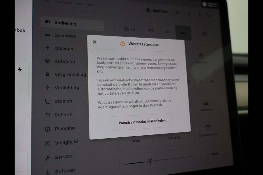 Tesla Model Y LONG RANGE AWD 75 kWh 351 PK BTW + 360 CAMERA | PANORAMA | AUTOPILOT | LEDER  STOELVERW. V+A