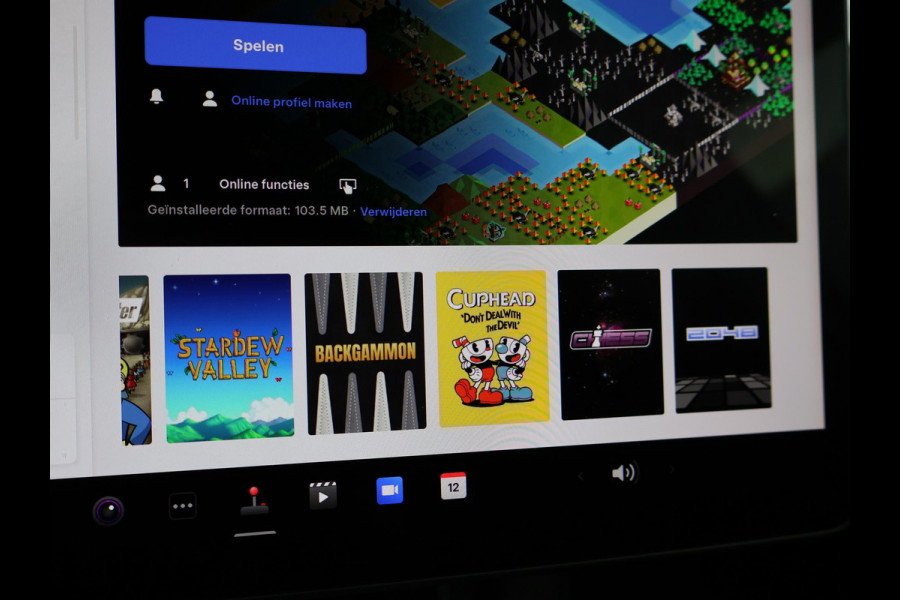 Tesla Model Y LONG RANGE AWD 75 kWh 351 PK BTW + 360 CAMERA | PANORAMA | AUTOPILOT | LEDER  STOELVERW. V+A