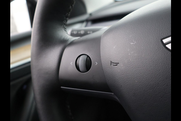 Tesla Model Y LONG RANGE AWD 75 kWh 351 PK BTW + 360 CAMERA | PANORAMA | AUTOPILOT | LEDER  STOELVERW. V+A