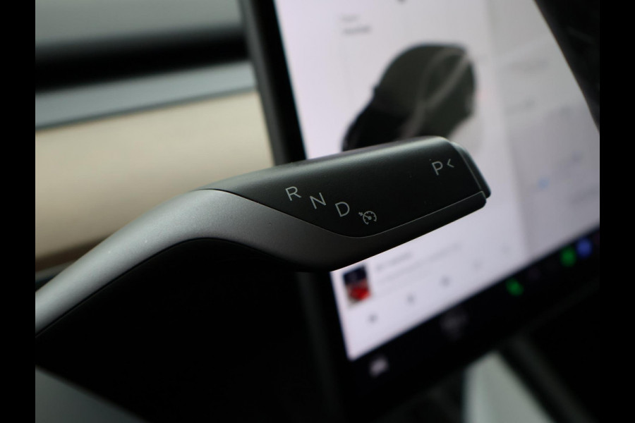 Tesla Model Y LONG RANGE AWD 75 kWh 351 PK BTW + 360 CAMERA | PANORAMA | AUTOPILOT | LEDER  STOELVERW. V+A