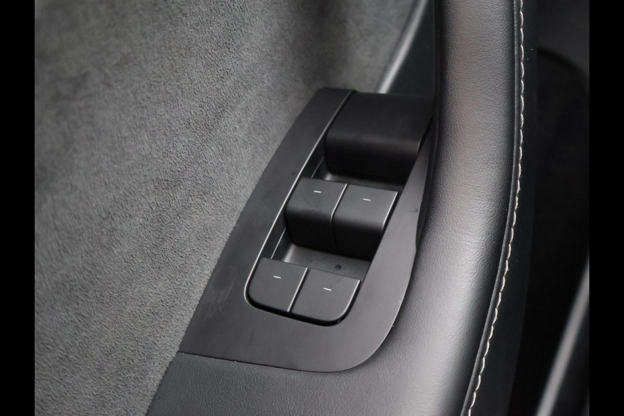 Tesla Model Y LONG RANGE AWD 75 kWh 351 PK BTW + 360 CAMERA | PANORAMA | AUTOPILOT | LEDER  STOELVERW. V+A