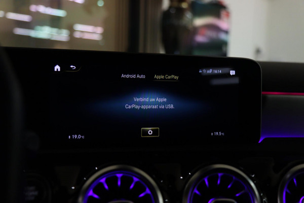 Mercedes-Benz A-Klasse AMG 35 4MATIC PANO/CAM/BURM/MEMORY/NIGHTPAKET/BOMOL