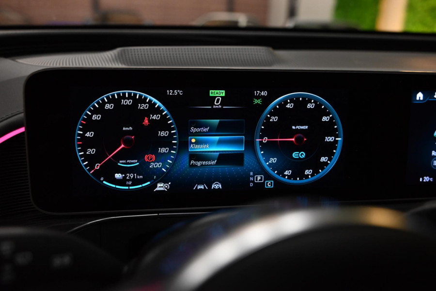 Mercedes-Benz EQC 400 4MATIC AMG 80 kWh - Memory - Distronic - 360 Camera - Schuifdak - Burmester - Trekhaak -