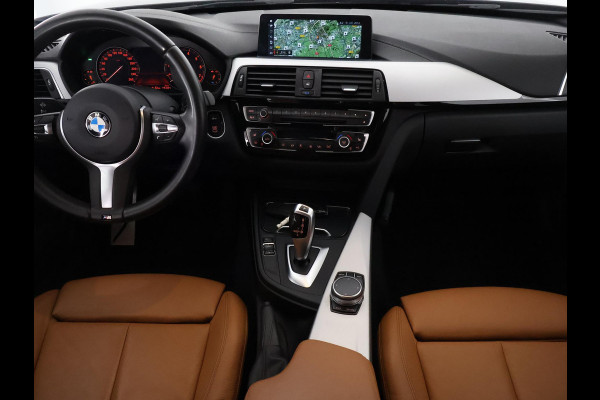 BMW 3 Serie Touring 318i M Sport Corporate Lease Automaat | Navigatie | Leder | Trekhaak |