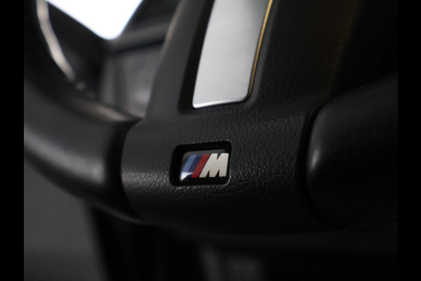 BMW 3 Serie Touring 318i M Sport Corporate Lease Automaat | Navigatie | Leder | Trekhaak |