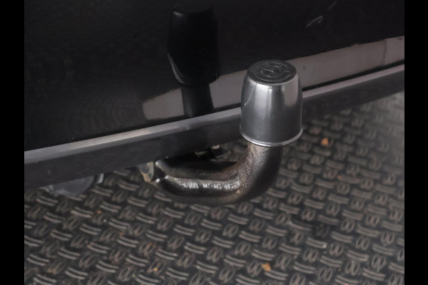 BMW 3 Serie Touring 318i M Sport Corporate Lease Automaat | Navigatie | Leder | Trekhaak |