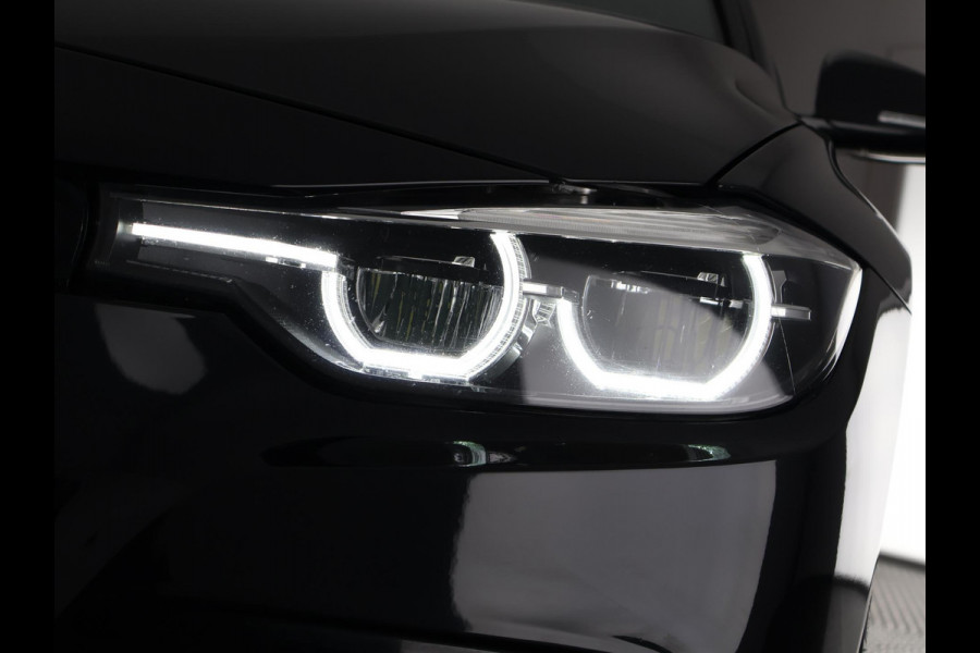 BMW 3 Serie Touring 318i M Sport Corporate Lease Automaat | Navigatie | Leder | Trekhaak |