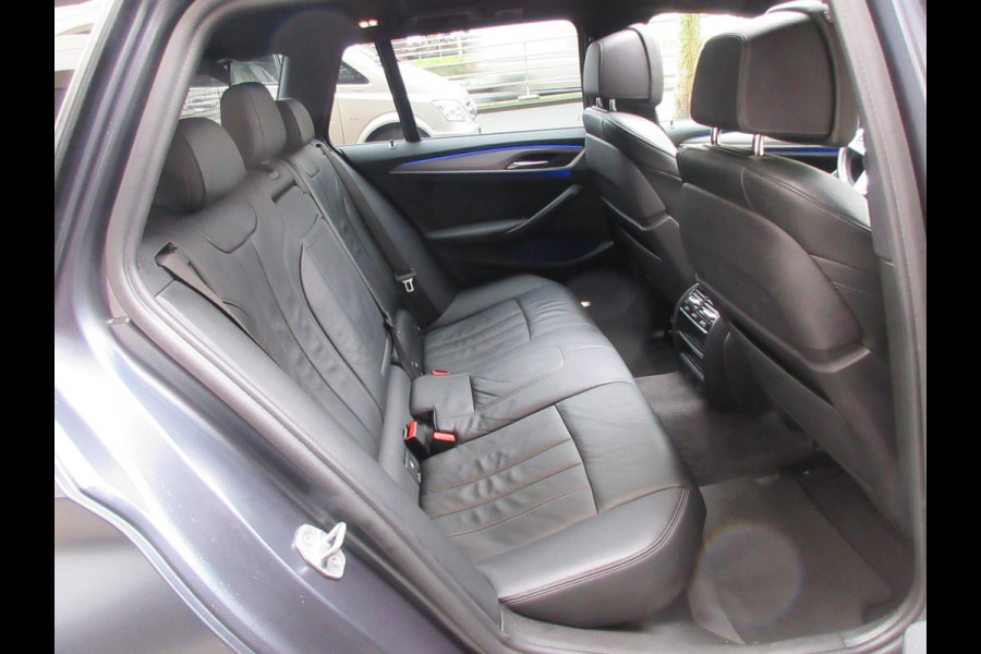 BMW 5 Serie Touring 540i xDrive High Executive Leer Pano