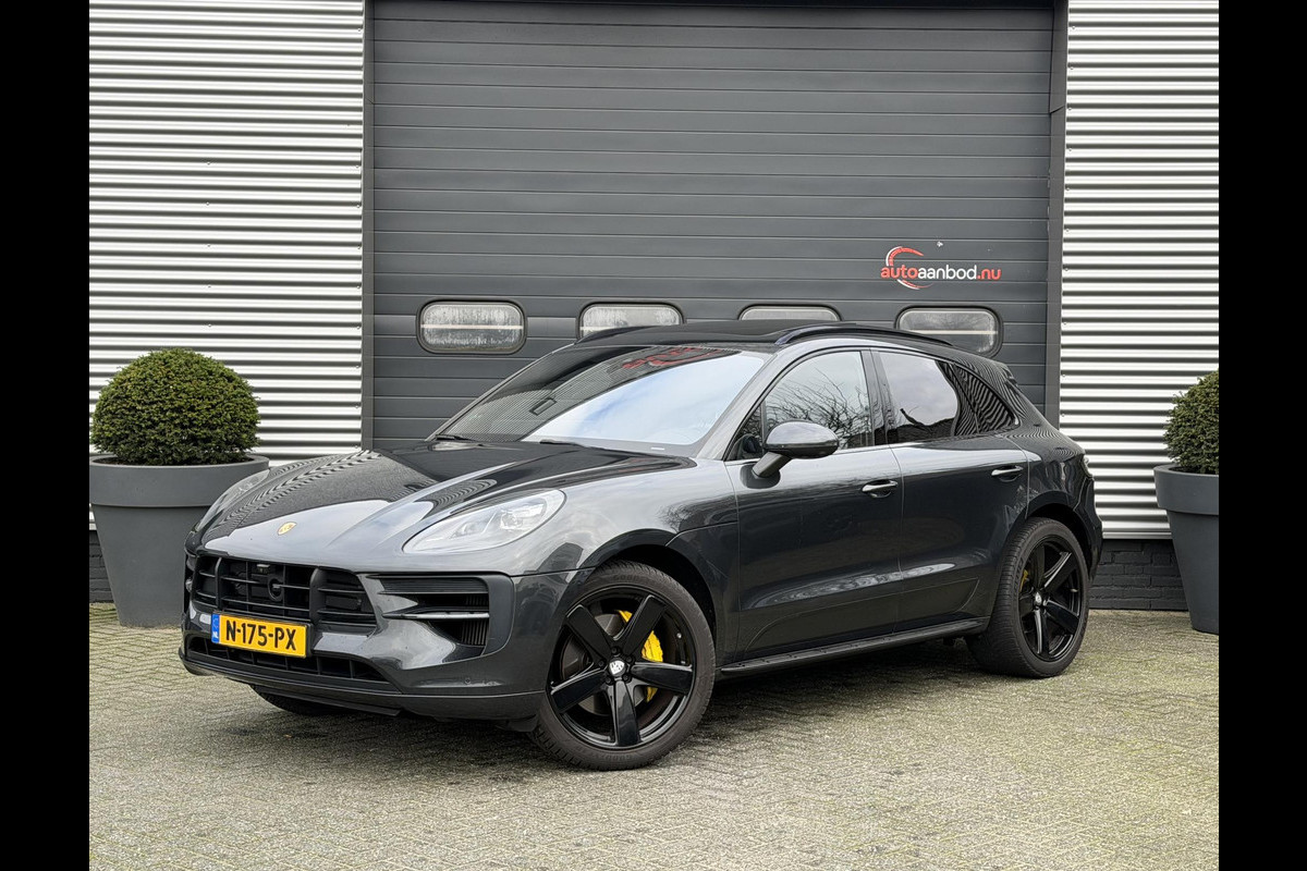 Porsche Macan 3.0 S Sport Chrono | Panoramadak | 360* Camera | 21 Inch Lichtmetalen Velgen | Elektrische Trekhaak | Sportuitlaat |