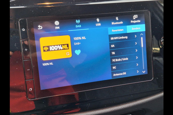 Toyota Aygo X 1.0 VVT-i S-CVT Pulse Automaat | Eerste eigenaar, Bi-Tone, Apple CarPlay/Android auto, Climate control, November 2024