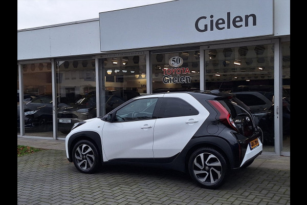 Toyota Aygo X 1.0 VVT-i S-CVT Pulse Automaat | Eerste eigenaar, Bi-Tone, Apple CarPlay/Android auto, Climate control, November 2024