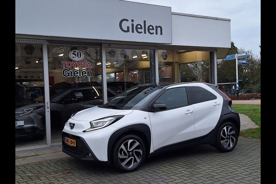 Toyota Aygo X 1.0 VVT-i S-CVT Pulse Automaat | Eerste eigenaar, Bi-Tone, Apple CarPlay/Android auto, Climate control, November 2024