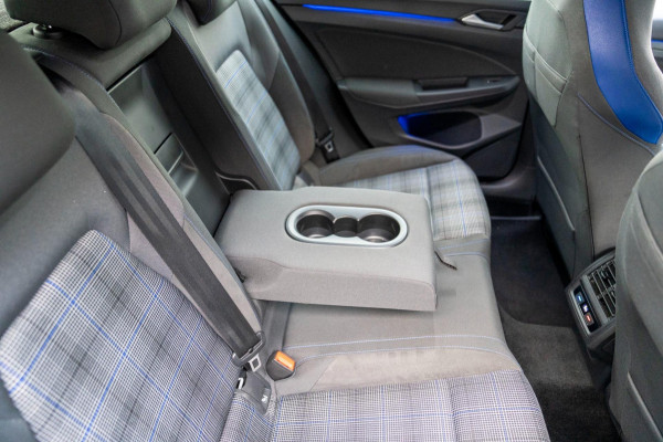 Volkswagen Golf 1.4 eHybrid GTE | Prijs rijklaar incl. 12 mnd garantie |Navi Rode remklauwen Carplay Ledverlichting