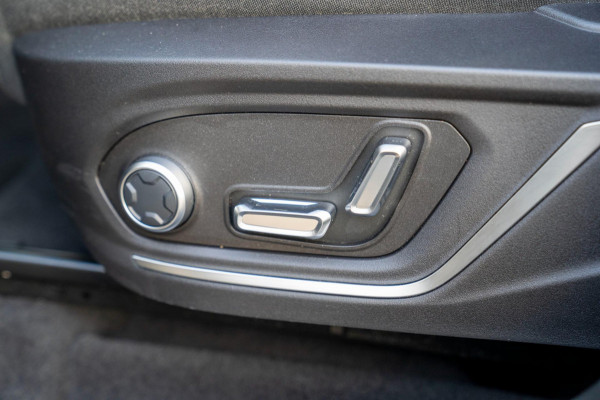 Lynk & Co 01 1.5 261PK Plugin Hybrid | Prijs rijklaar incl. 12 mnd garantie | Trekhaak Navi Panodak Led Keyless ACC Blindspot