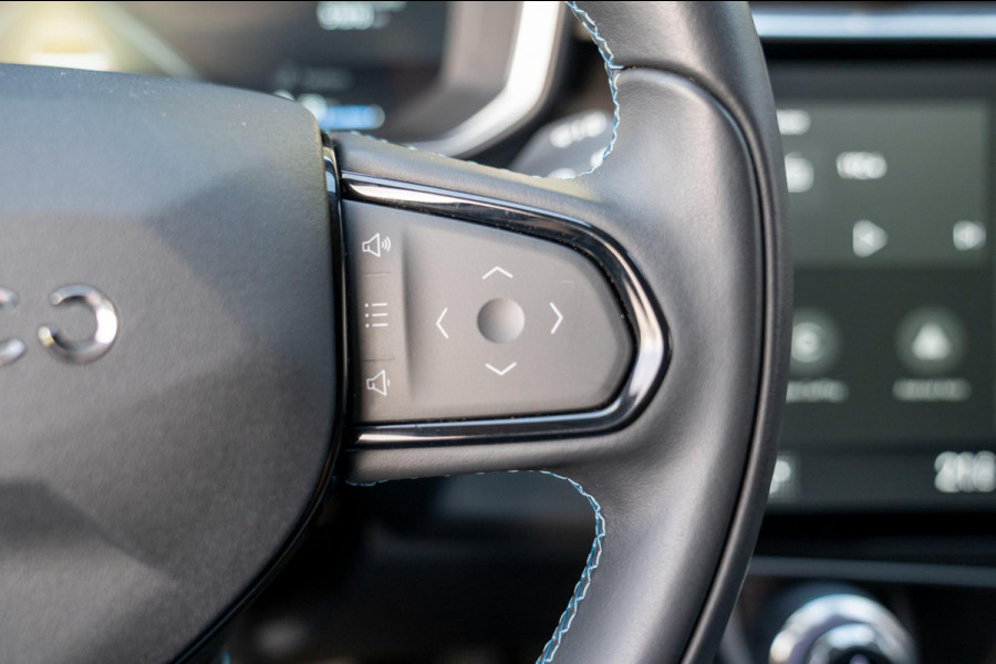 Lynk & Co 01 1.5 261PK Plugin Hybrid | Prijs rijklaar incl. 12 mnd garantie | Trekhaak Navi Panodak Led Keyless ACC Blindspot