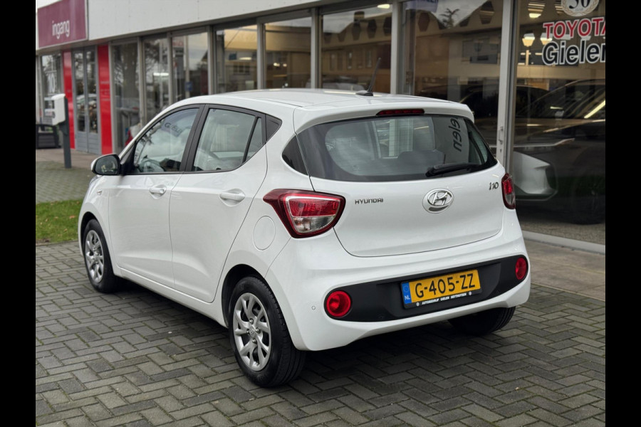 Hyundai i10 1.0i 66pk Comfort | Eerste eigenaar, Parkeersensoren, Cruise control, Airconditioning, Navigatie