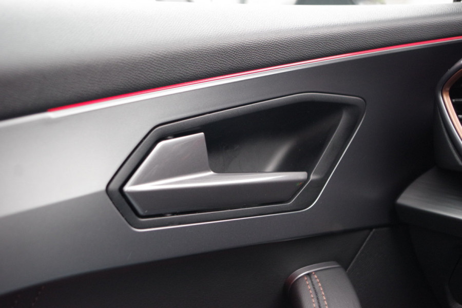 CUPRA Formentor 1.4 e-Hybrid VZ 245 PK Copper Edition, Trekhaak, Camera, Memory, Adap. Cruise Control, keyless