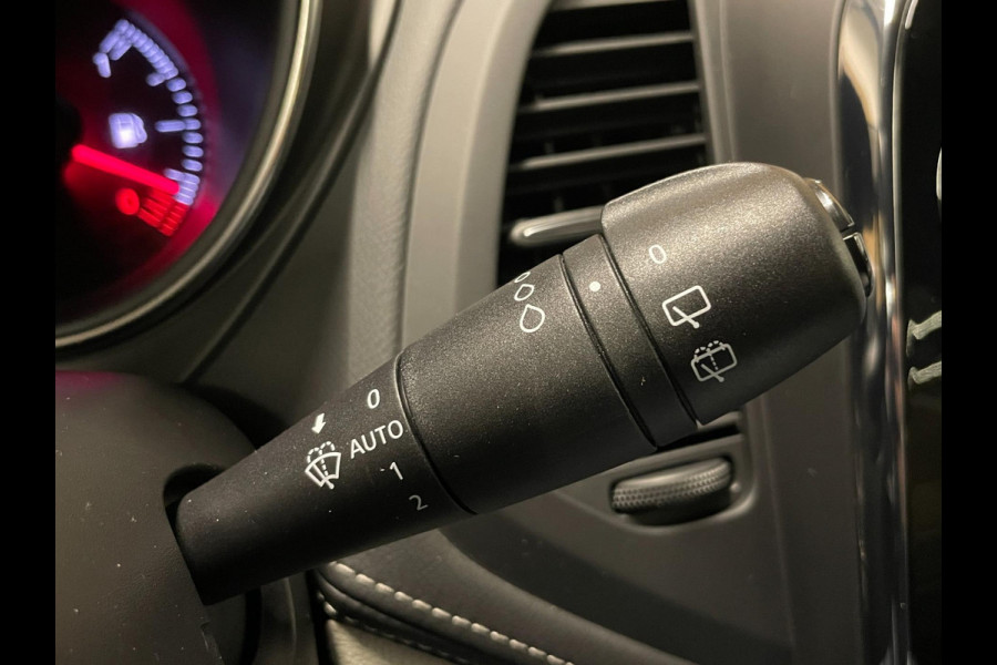 Renault Captur 1.2 TCe Initiale Paris|LUXE UITVOERING|LEDER|KEYLESS|BOSE|STOELVERW|CAMERA|CRUISE,CLIMATE CTRL|BLUETOOTH|NAP|NL-AUT