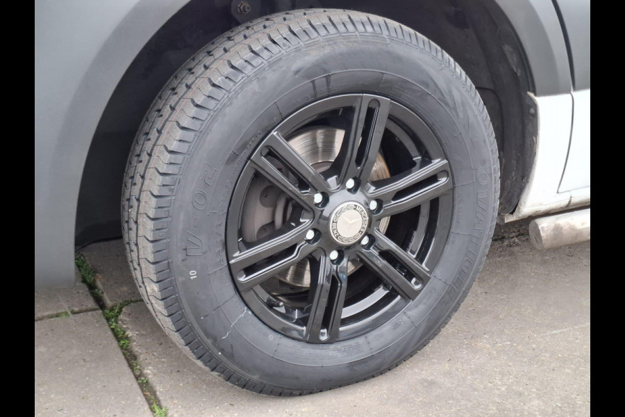 Mercedes-Benz Sprinter 211 2.2 CDI L2H2 AUTOMAAT / TREKHAAK / NAVI / EURO 6 / CARPLAY