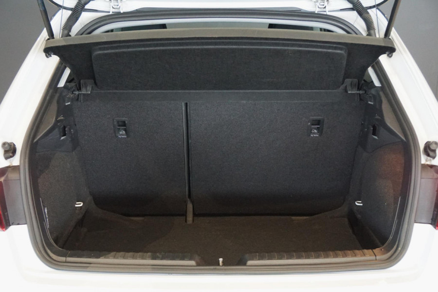 Audi A1 Sportback 30 TFSI epic 115PK + APPLE CARPLAY / CRUISE CONTROL / S-LINE EXTERIEUR