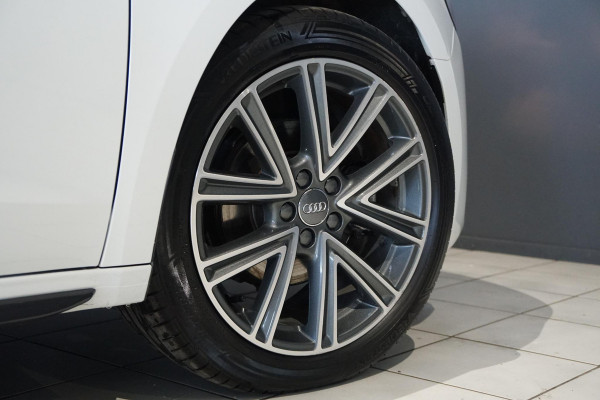 Audi A1 Sportback 30 TFSI epic 115PK + APPLE CARPLAY / CRUISE CONTROL / S-LINE EXTERIEUR