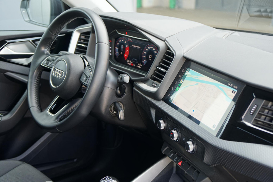 Audi A1 Sportback 30 TFSI epic 115PK + APPLE CARPLAY / CRUISE CONTROL / S-LINE EXTERIEUR