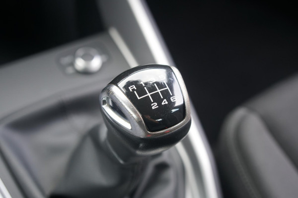 Audi A1 Sportback 30 TFSI epic 115PK + APPLE CARPLAY / CRUISE CONTROL / S-LINE EXTERIEUR