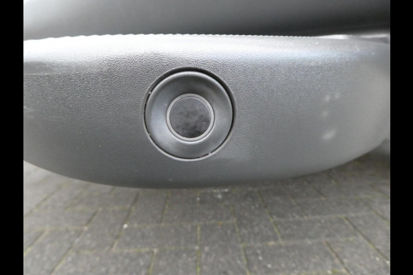 Mercedes-Benz Sprinter 317 CDI L2H2 automaat airco camera navigatie pdc