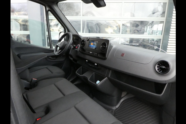 Mercedes-Benz Sprinter 317 CDI L2H2 automaat airco camera navigatie pdc