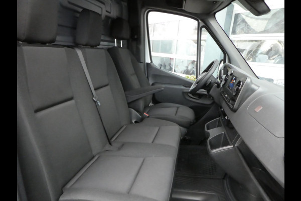 Mercedes-Benz Sprinter 317 CDI L2H2 automaat airco camera navigatie pdc