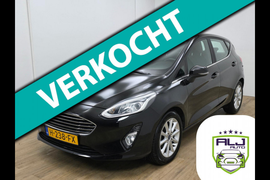Ford Fiesta Occasion 1.0 EcoBoost Titanium (luxe uitvoering) met carplay en cruisecontrol | Tweedehands Ford Fiesta zwart | BTW