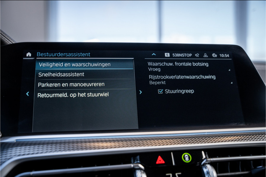 BMW X5 xDrive45e Executive - M Sport | Panorama | Swarovski | Elek. Trekhaak | Memory