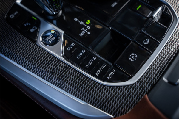 BMW X5 xDrive45e Executive - M Sport | Panorama | Swarovski | Elek. Trekhaak | Memory