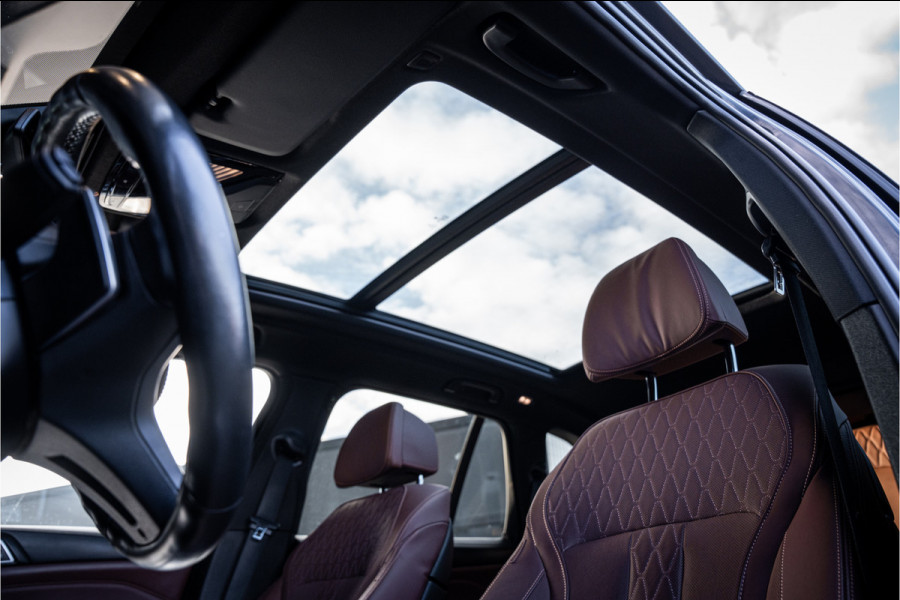 BMW X5 xDrive45e Executive - M Sport | Panorama | Swarovski | Elek. Trekhaak | Memory
