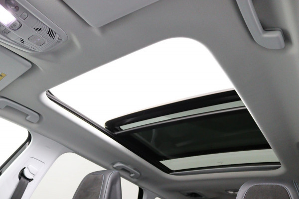 Peugeot 5008 1.2 *130PK*AUTOM.*ECC*CRUISE*NAVI*HAAK*PANO*