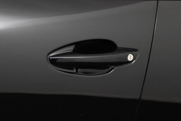 Peugeot 5008 1.2 *130PK*AUTOM.*ECC*CRUISE*NAVI*HAAK*PANO*