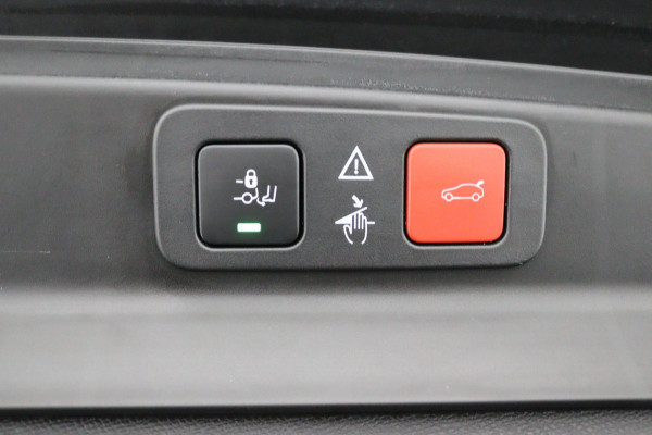 Peugeot 5008 1.2 *130PK*AUTOM.*ECC*CRUISE*NAVI*HAAK*PANO*
