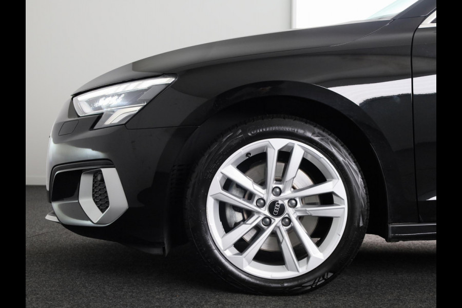 Audi A3 Sportback 30 TFSI Advanced edition 110 pk S-tronic | Navigatie | Parkeersensoren achter | Cruise control | LED koplampen | Apple Carplay/Android Auto |