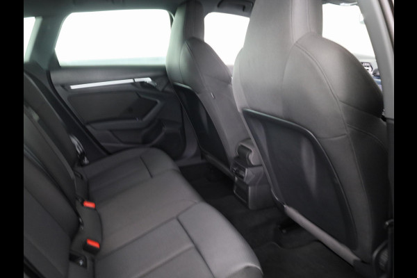 Audi A3 Sportback 30 TFSI Advanced edition 110 pk S-tronic | Navigatie | Parkeersensoren achter | Cruise control | LED koplampen | Apple Carplay/Android Auto |
