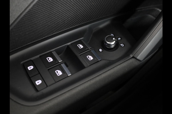 Audi A3 Sportback 30 TFSI Advanced edition 110 pk S-tronic | Navigatie | Parkeersensoren achter | Cruise control | LED koplampen | Apple Carplay/Android Auto |