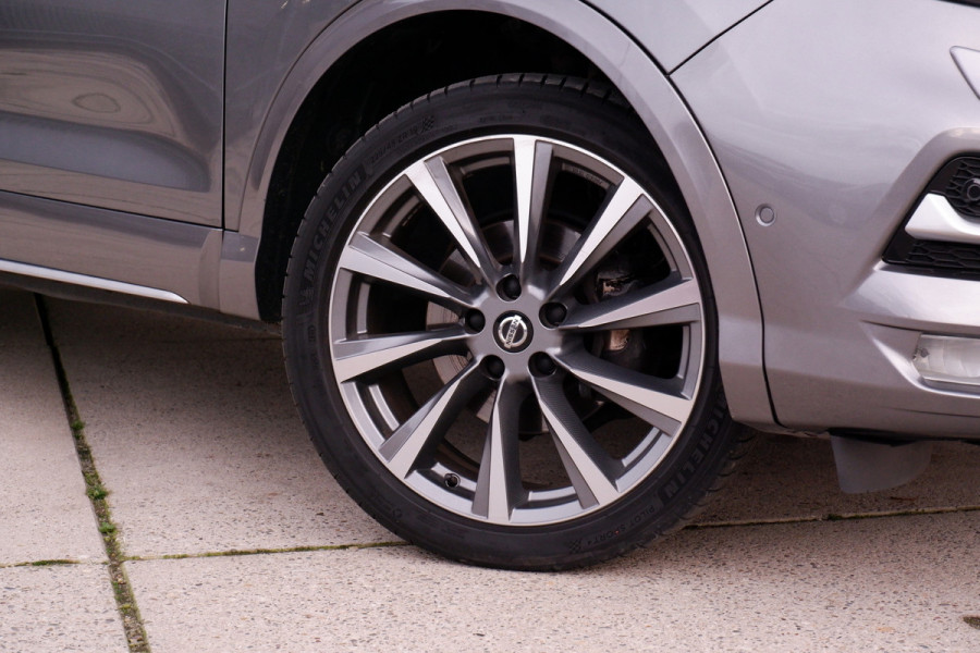 Nissan QASHQAI 1.3 DIG-T Tekna | Pano-Dak | Trekhaak | Carplay | Bose | Navi | Camera | Climate