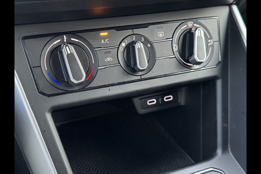 Volkswagen Polo 1.0 TSI Life Cruise control/PDC/Apple carplay-Android auto