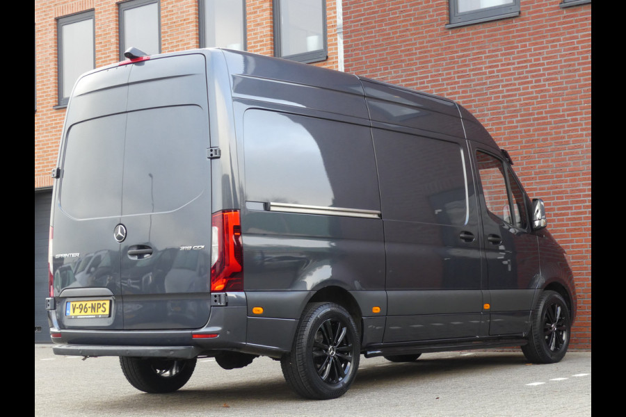 Mercedes-Benz Sprinter 319 CDI 190PK L2H2 LED/PDC/Navi/Camera