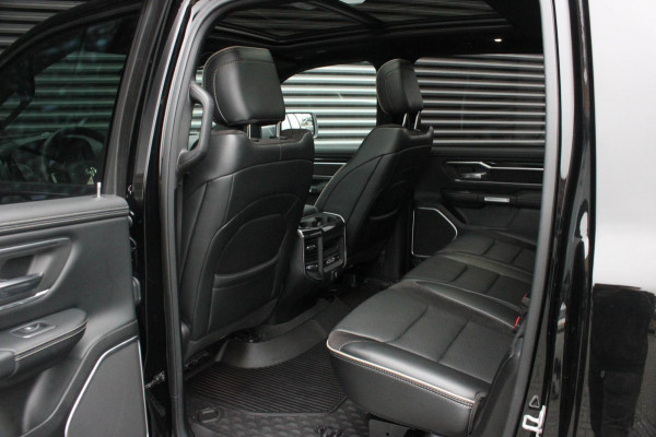 Dodge Ram 1500 5.7 V8 4x4 CREW CAB LIMITED 2020 100DKM / NIEUWSTAAT / COMPLETE HISTORY / FULL OPTIONS / VERBREED / GROOT NAVI