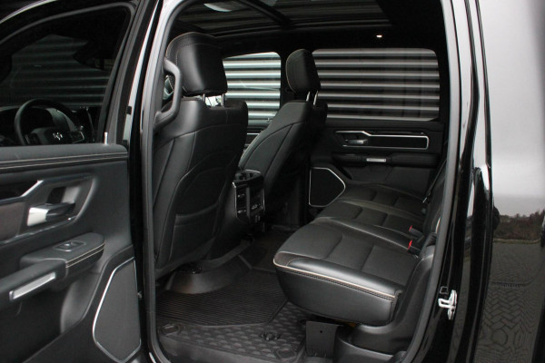 Dodge Ram 1500 5.7 V8 4x4 CREW CAB LIMITED 2020 100DKM / NIEUWSTAAT / COMPLETE HISTORY / FULL OPTIONS / VERBREED / GROOT NAVI