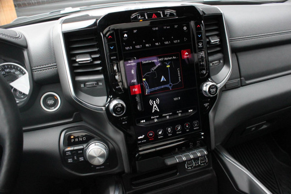 Dodge Ram 1500 5.7 V8 4x4 CREW CAB LIMITED 2020 100DKM / NIEUWSTAAT / COMPLETE HISTORY / FULL OPTIONS / VERBREED / GROOT NAVI