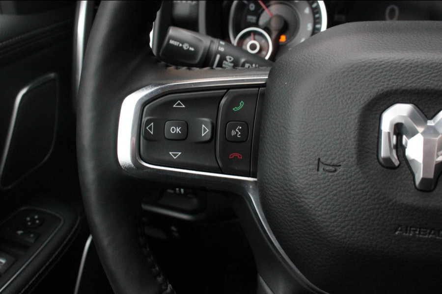 Dodge Ram 1500 5.7 V8 4x4 CREW CAB LIMITED 2020 100DKM / NIEUWSTAAT / COMPLETE HISTORY / FULL OPTIONS / VERBREED / GROOT NAVI