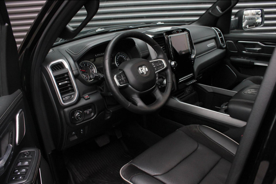 Dodge Ram 1500 5.7 V8 4x4 CREW CAB LIMITED 2020 100DKM / NIEUWSTAAT / COMPLETE HISTORY / FULL OPTIONS / VERBREED / GROOT NAVI