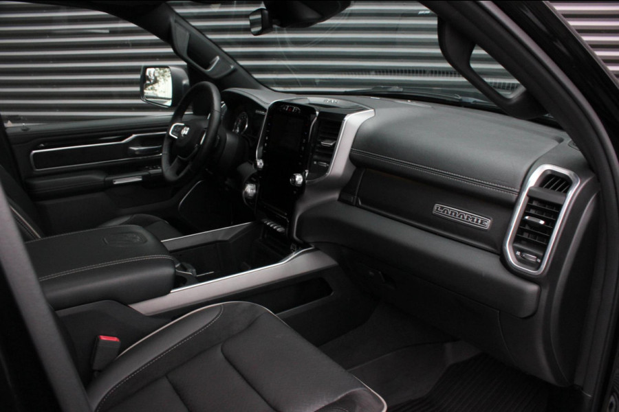 Dodge Ram 1500 5.7 V8 4x4 CREW CAB LIMITED 2020 100DKM / NIEUWSTAAT / COMPLETE HISTORY / FULL OPTIONS / VERBREED / GROOT NAVI