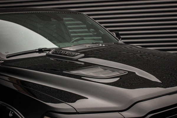 Dodge Ram 1500 5.7 V8 4x4 CREW CAB LIMITED 2020 100DKM / NIEUWSTAAT / COMPLETE HISTORY / FULL OPTIONS / VERBREED / GROOT NAVI